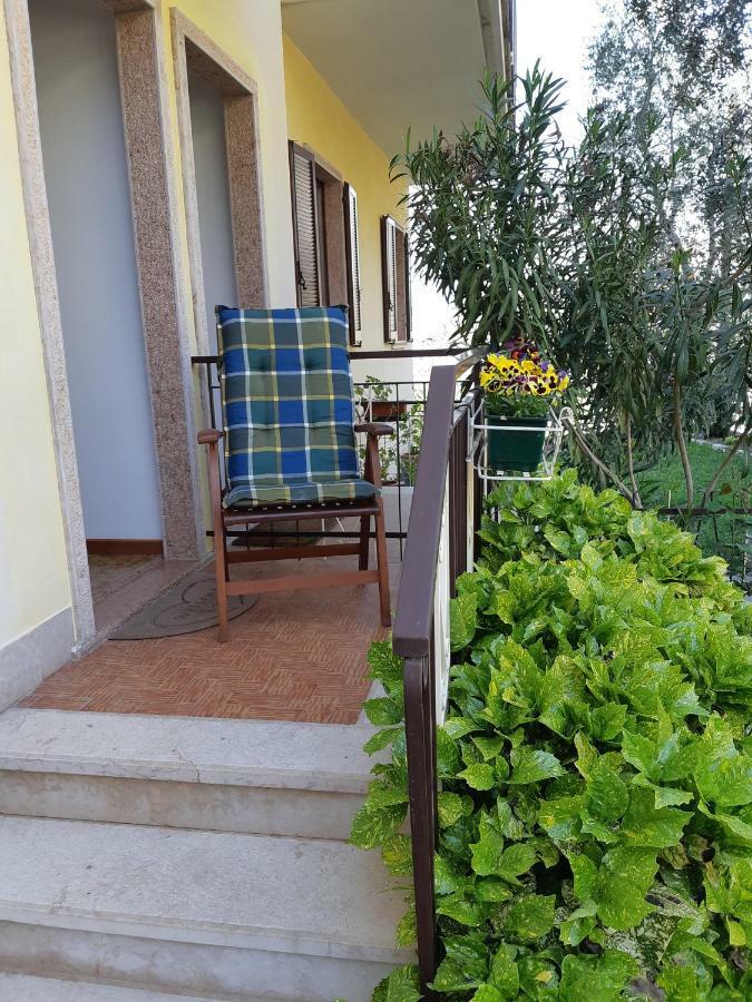 Casa Vacanze Ester เบรนโซเน ซูล การ์ดา ภายนอก รูปภาพ